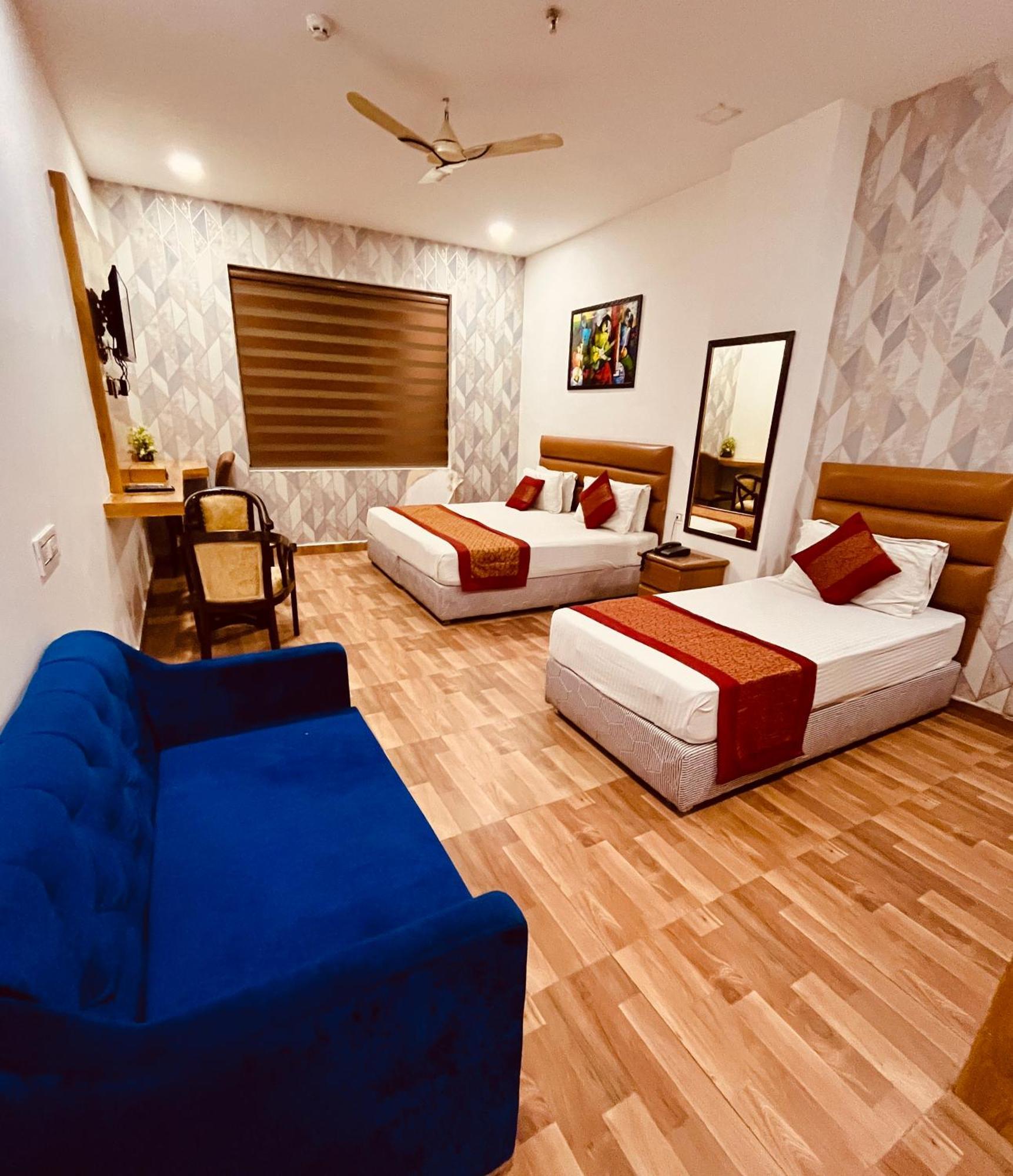 Amora Rooms Dwarka Нью-Делі Екстер'єр фото
