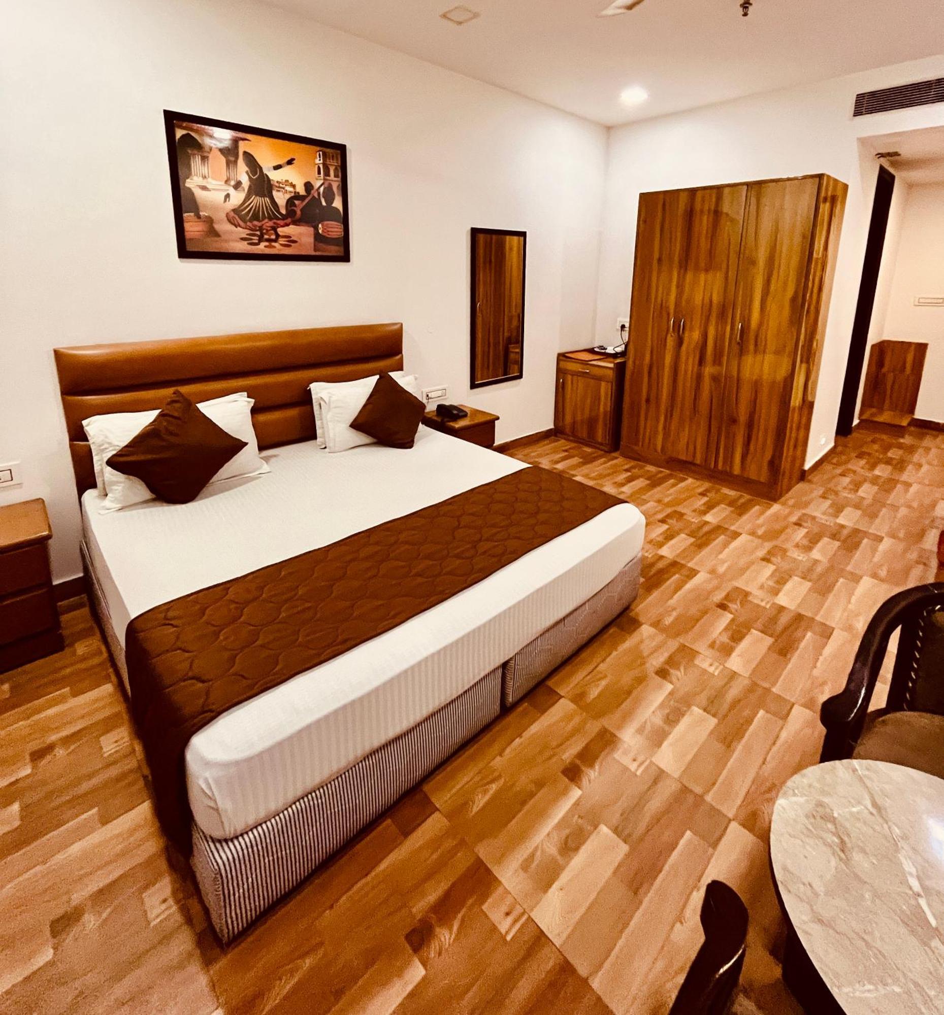 Amora Rooms Dwarka Нью-Делі Екстер'єр фото