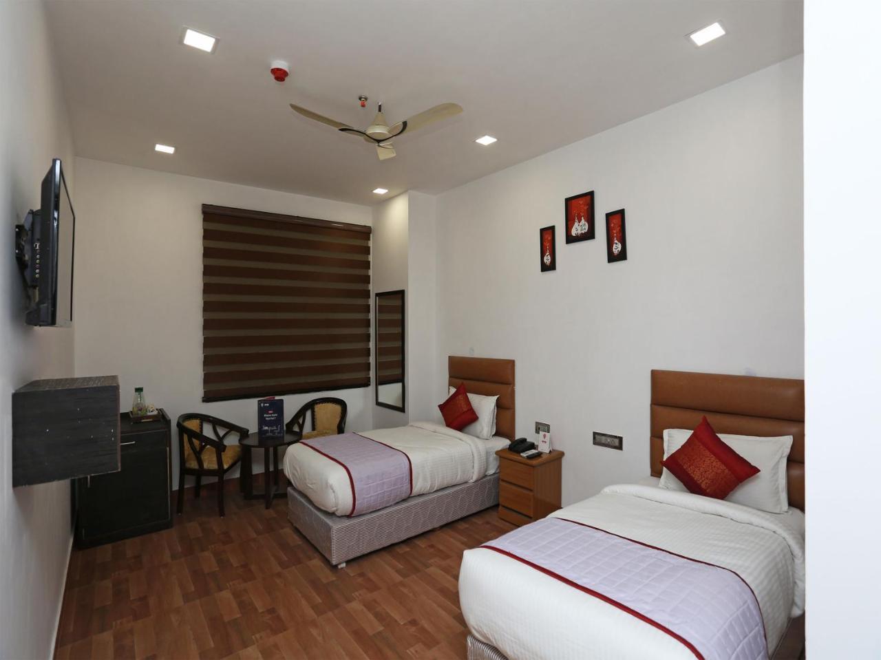 Amora Rooms Dwarka Нью-Делі Екстер'єр фото